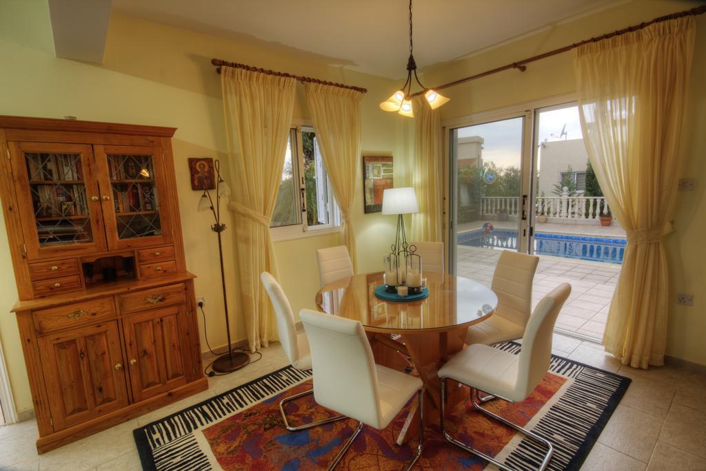 Villa Athina Paphos Chambre photo